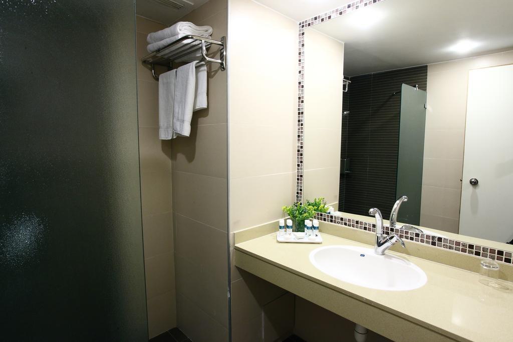 Beit Shmuel Guest House Jerusalem Exterior photo